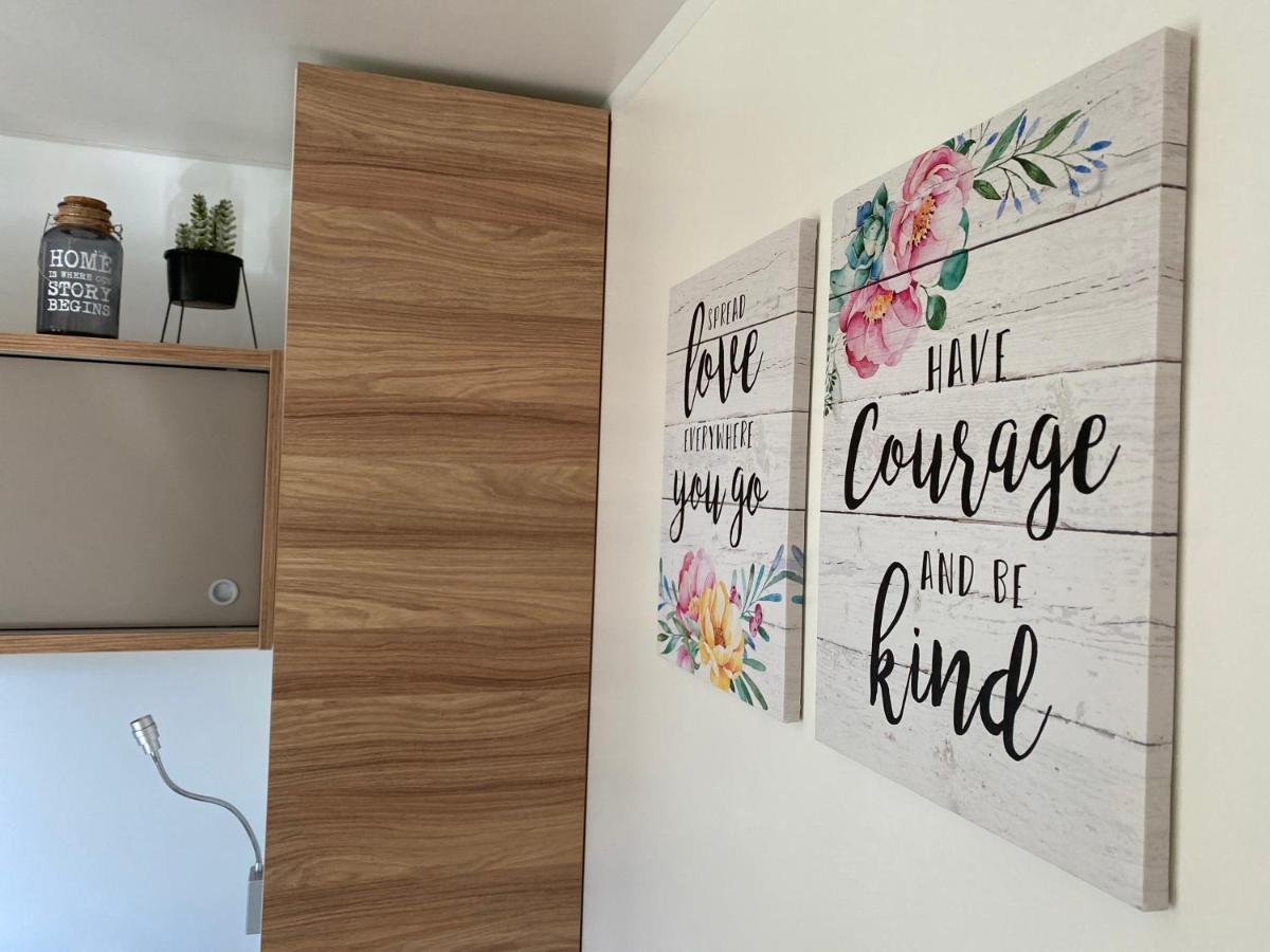 Mobile Home Biondina Camp Porton Nature Hideouts روفينج المظهر الخارجي الصورة